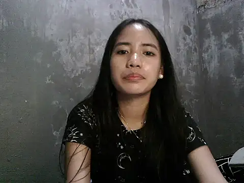 young sophieee online show from June 2026 04:57:02 AM