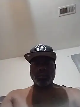 Tremainebigg online show from May 2026 01:30:01 PM