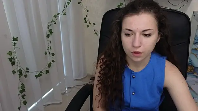 Ulyanixx online show from June 2026 04:06:02 AM