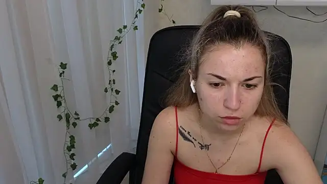 Ulyanixx online show from June 2026 05:13:01 AM