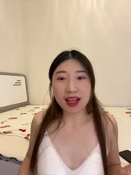 qiuqiu 018 online show from May 2026 11:15:01 PM