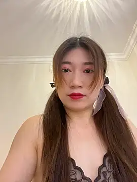 qiuqiu 018 online show from May 2026 11:25:01 PM