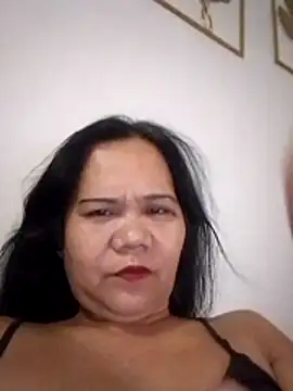 missLiLy07 online show from May 2026 01:32:02 PM