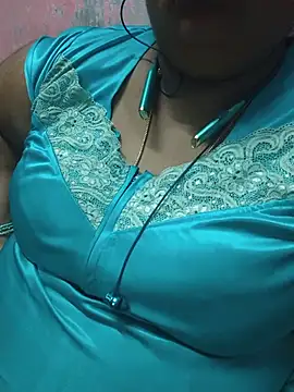 Snapshot of geetha431 chatting on June 2026 07:03:02 PM geetha431 online show from June 2026 07:03:02 PM
