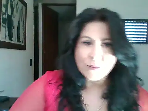CurvyFireLatina online show from May 2026 01:51:02 PM