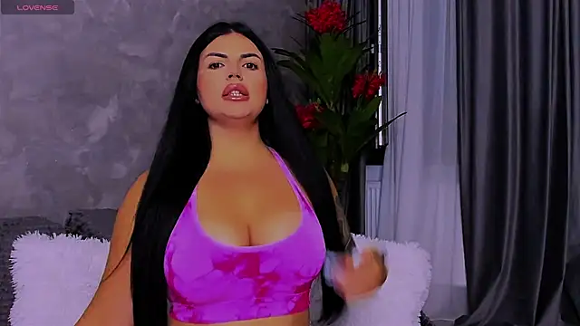 RheaLynn18 online show from June 2026 08:40:02 PM