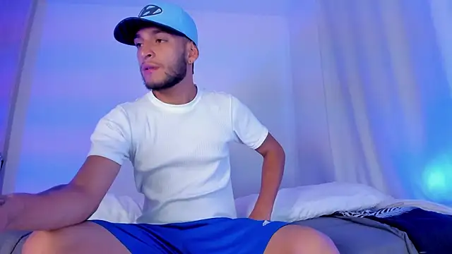 Snapshot of _Kevin_xxx chatting on January 2026 05:11:02 AM Kevin xxx online show from January 2026 05:11:02 AM