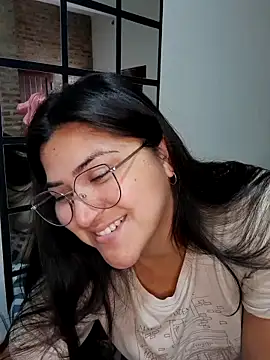 morena95  online show from May 2026 02:46:02 PM