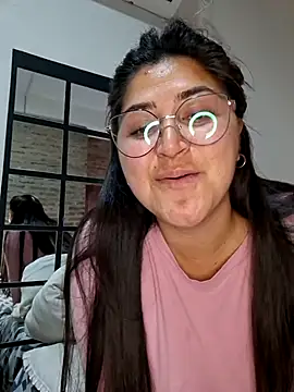 morena95  online show from May 2026 07:34:02 PM