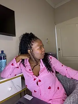 nothileenhle online show from May 2026 06:47:02 PM