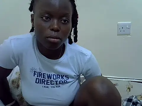 ebonycurvedass online show from June 2026 09:01:02 PM