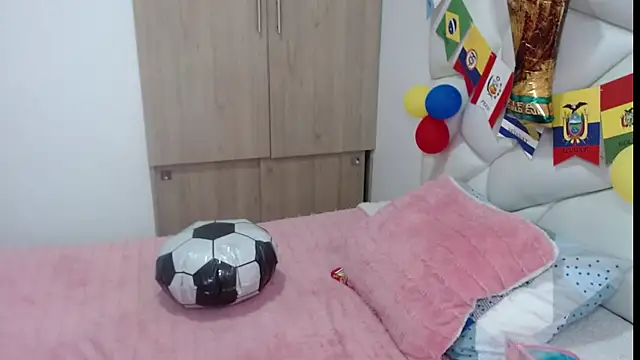 Valeria Santos  online show from June 2026 01:49:02 PM