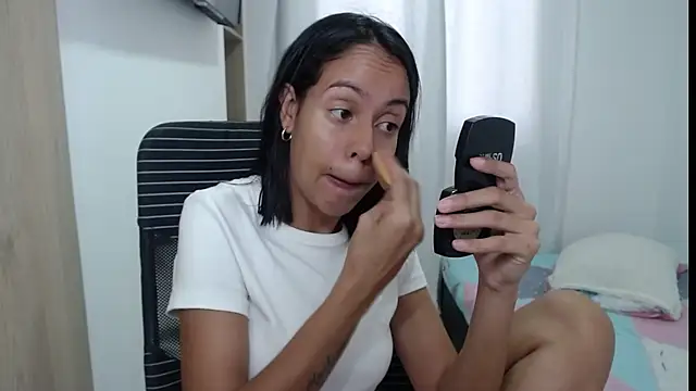 Valeria Santos  online show from June 2026 01:44:02 PM