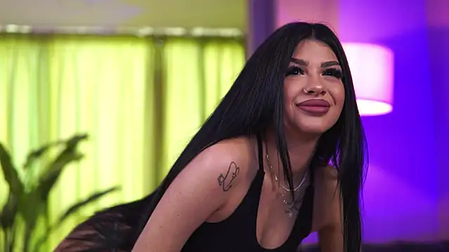 SpicyLeila online show from May 2026 08:57:01 AM