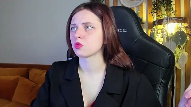 FreyaVeys online show from May 2026 05:14:02 AM