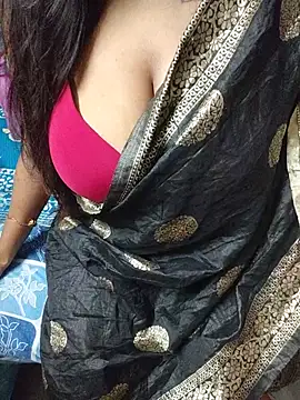 Snapshot of radhikagupta345 chatting on June 2026 04:12:02 AM radhikagupta345 online show from June 2026 04:12:02 AM
