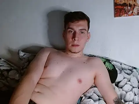 magicfantasy77 online show from May 2026 11:43:01 PM