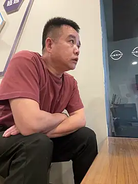 MRhuang007 online show from May 2026 07:36:02 AM