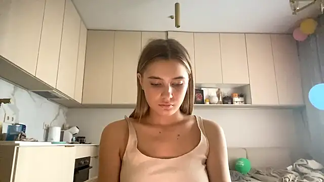 LavetaKempster online show from May 2026 01:42:01 PM