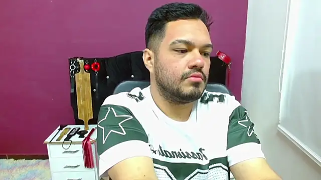 Snapshot of -AlejandroT- chatting on May 2026 03:49:02 AM -AlejandroT- online show from May 2026 03:49:02 AM