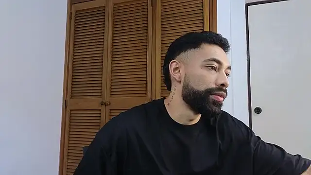 Blade millerr online show from May 2026 12:22:02 PM
