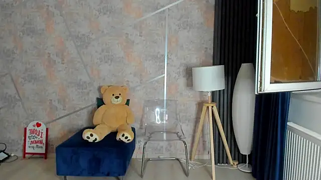 skinnyeva online show from May 2026 07:34:01 PM