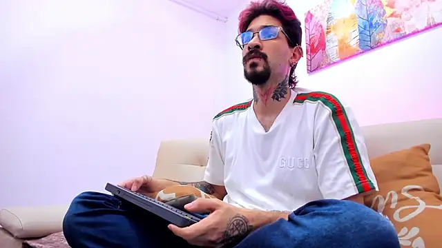 Jonathan Soto online show from May 2026 03:56:02 AM