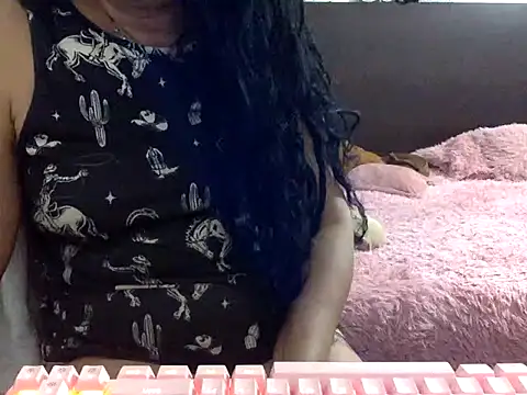 Snapshot of mommy-flabia chatting on June 2026 01:56:01 AM mommy-flabia online show from June 2026 01:56:01 AM