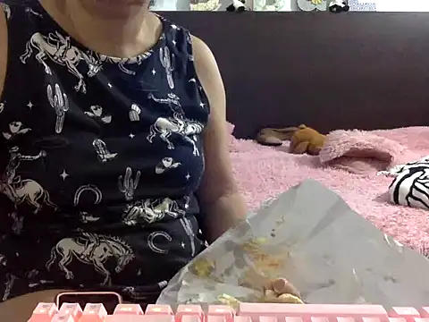 Snapshot of mommy-flabia chatting on July 2026 01:56:02 AM mommy-flabia online show from July 2026 01:56:02 AM