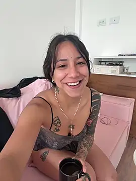 morenitttta online show from May 2026 03:40:02 PM