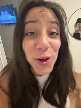 morenitttta online show from May 2026 02:53:01 AM