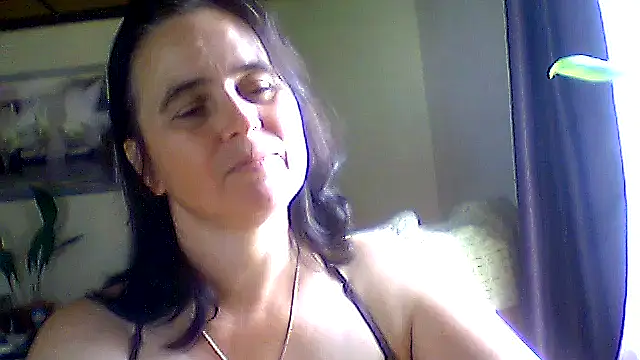 Snapshot of AniaCool77 chatting on June 2026 07:41:02 AM AniaCool77 online show from June 2026 07:41:02 AM