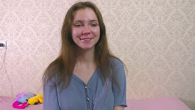 Cuteal1ce online show from July 2026 12:51:02 AM