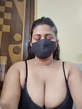 sreyashidas505 online show from June 2026 06:56:01 AM