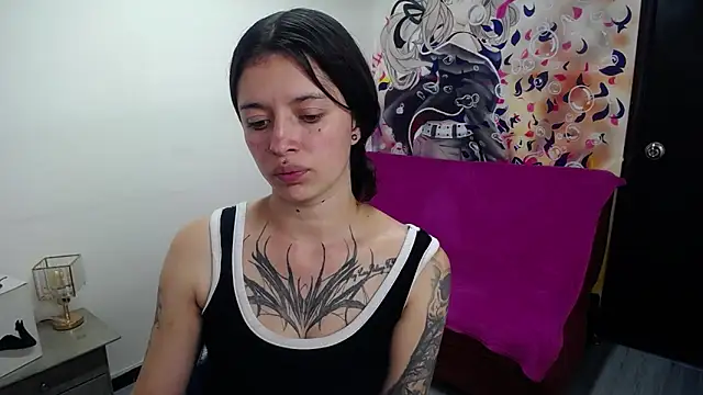 Snapshot of Lucia_evans22 chatting on June 2026 08:32:01 PM Lucia evans22 online show from June 2026 08:32:01 PM