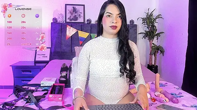 Ariana lee19 online show from July 2026 09:00:02 PM