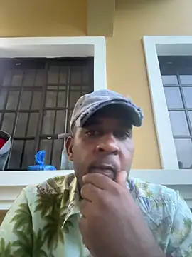 Snapshot of rafa037 chatting on June 2026 11:27:02 PM rafa037 online show from June 2026 11:27:02 PM