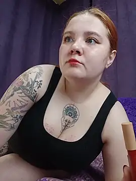 Triss V online show from May 2026 11:47:02 PM