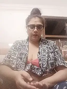 yourchahat27 online show from June 2026 08:40:02 PM