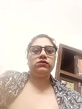 yourchahat27 online show from June 2026 07:59:02 PM