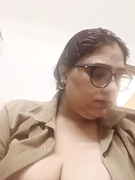 yourchahat27 online show from July 2026 03:23:01 AM