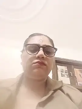 yourchahat27 online show from June 2026 08:58:01 PM