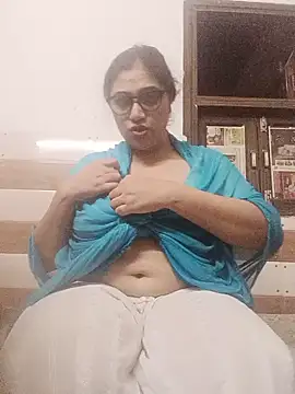 yourchahat27 online show from June 2026 06:46:02 PM