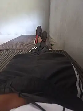 NAUGHTY-LAUND online show from June 2026 12:38:02 AM