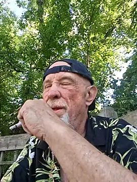 Dreamzluvz2 online show from June 2026 10:15:01 PM
