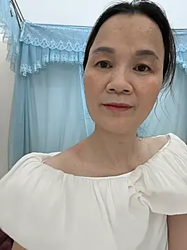 Lye lovely online show from June 2026 12:49:01 PM