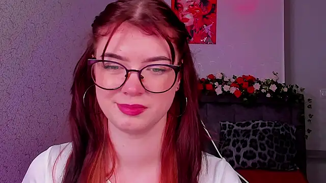 Snapshot of MelissaMay__ chatting on June 2026 02:53:01 AM MelissaMay online show from June 2026 02:53:01 AM