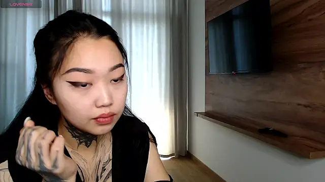 LillGothBaby online show from June 2026 05:19:01 AM