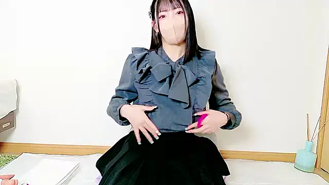 Snapshot of Hoshi_Minami chatting on May 2026 12:35:01 PM Hoshi Minami online show from May 2026 12:35:01 PM