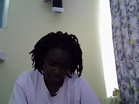 Pretty Liz255 online show from June 2026 01:33:01 PM